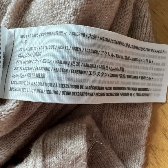 Abercrombie & Fitch wrap sweater dress in Medium Tall. - Picture 2 of 3